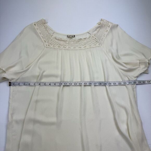Eyeshadow Ivory Blouse Crochet Lace Women's Size 2X Top Semi Sheer Short Sleeve - Picture 5 of 7